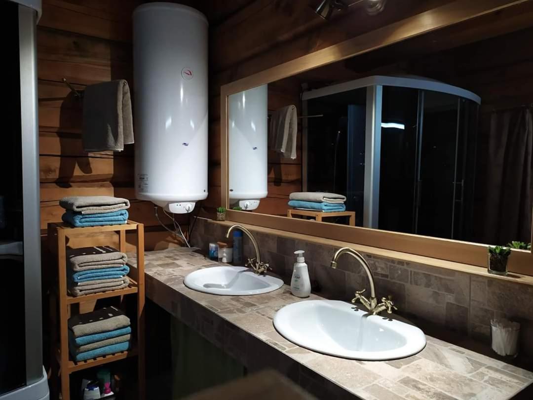 Chata Pod Dubem Plavy ภายนอก รูปภาพ